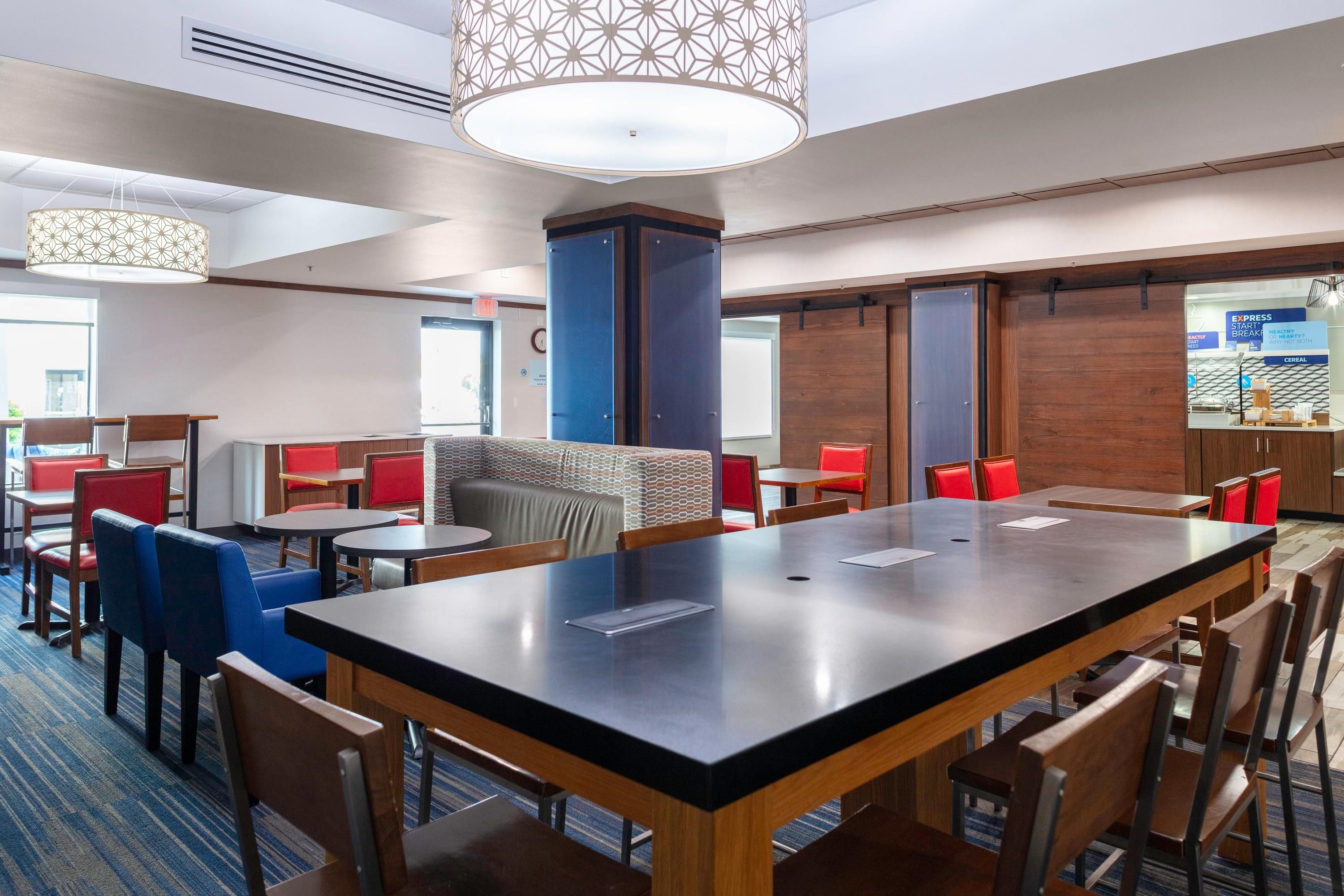 Holiday Inn Express & Suites Roanoke Rapids Se By IHG - Roanoke Rapids - Restaurant