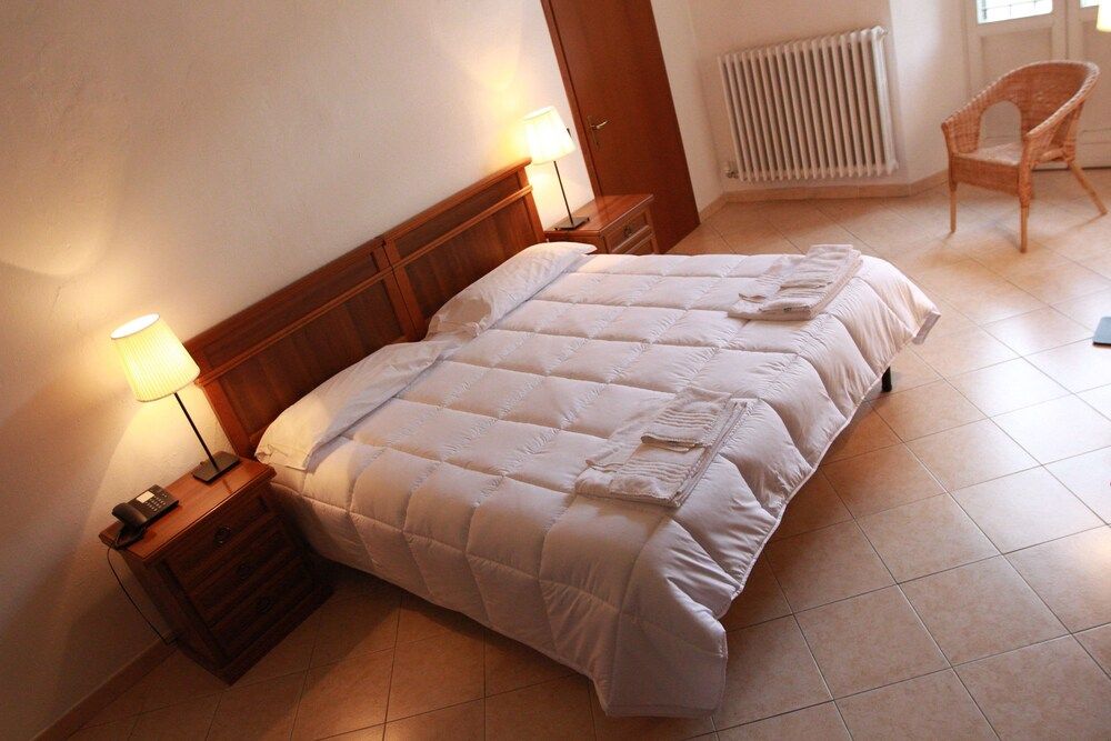 Hotel Portici - Vicoforte - Ložnice