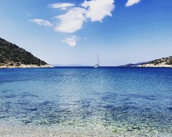 Taki's Guests - Naxos