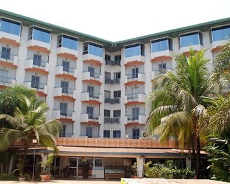 Hôtel Mariador Palace - Conakry - Building