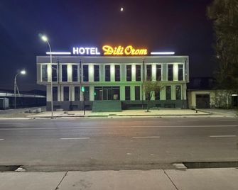 Dili Orom Hotel - Bujara - Edificio