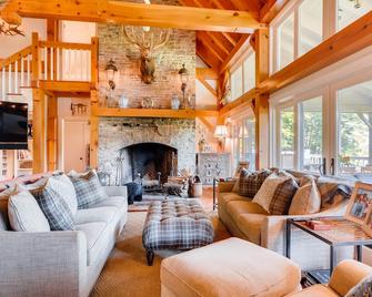 Private 4-5 Bedroom Luxury Lake-House Property - Dawsonville - Sala de estar