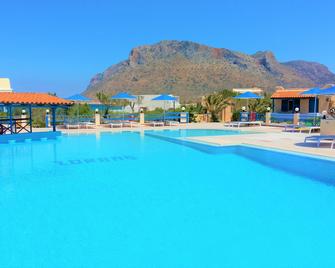 Zorbas Beach Village Hotel - Stavros - Piscina