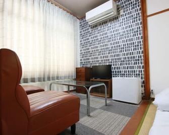 Stay without meals Enjoy Kinosaki Onsen in your / Toyooka Hyogo - Toyooka - Living room