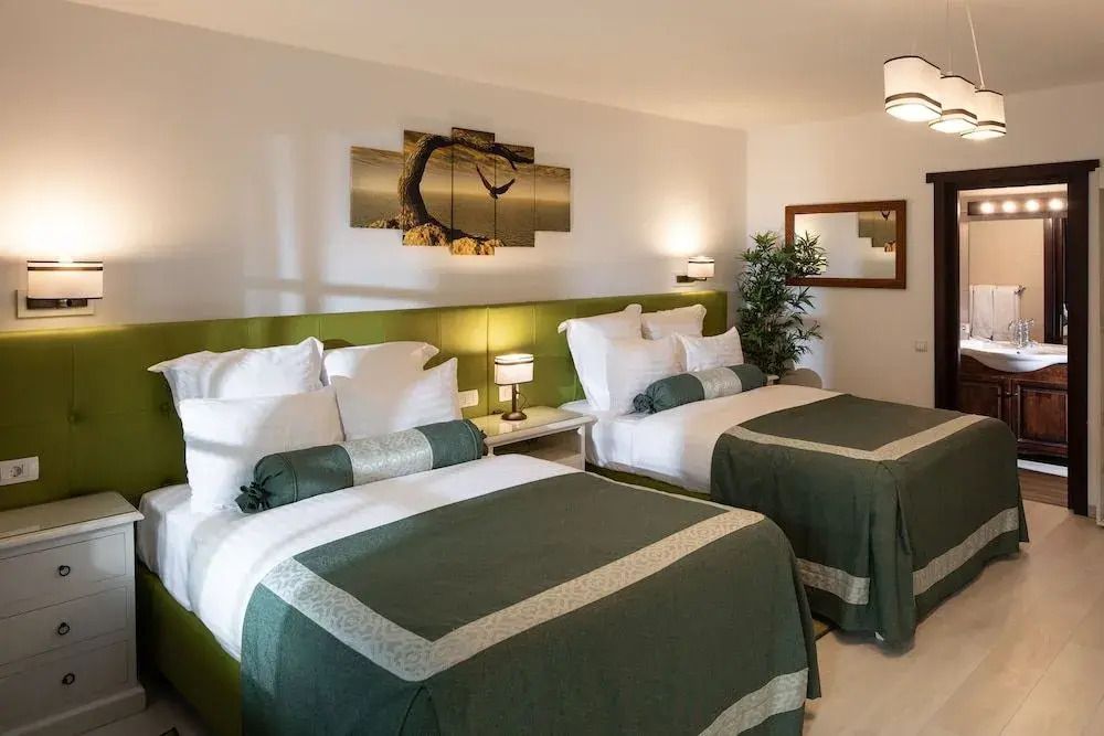 دومينويل دامبو موري