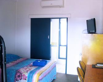 Billabong Hotel Motel - Cunnamulla - Bedroom