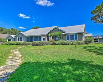 Waterfront Lake Placid Home with Private Dock! - Lake Placid - Budova