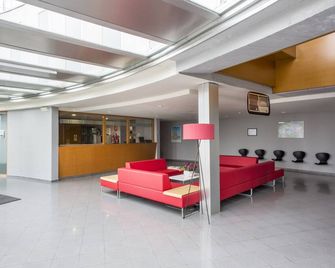 Residencia Universitaria Resa O Castro - Vigo - Lobby