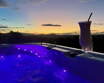 perfect lifestyle Design Boutique & Private SPA - Gebenstorf - Pool