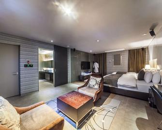 Jbis Hotel - Uijeongbu - Bedroom