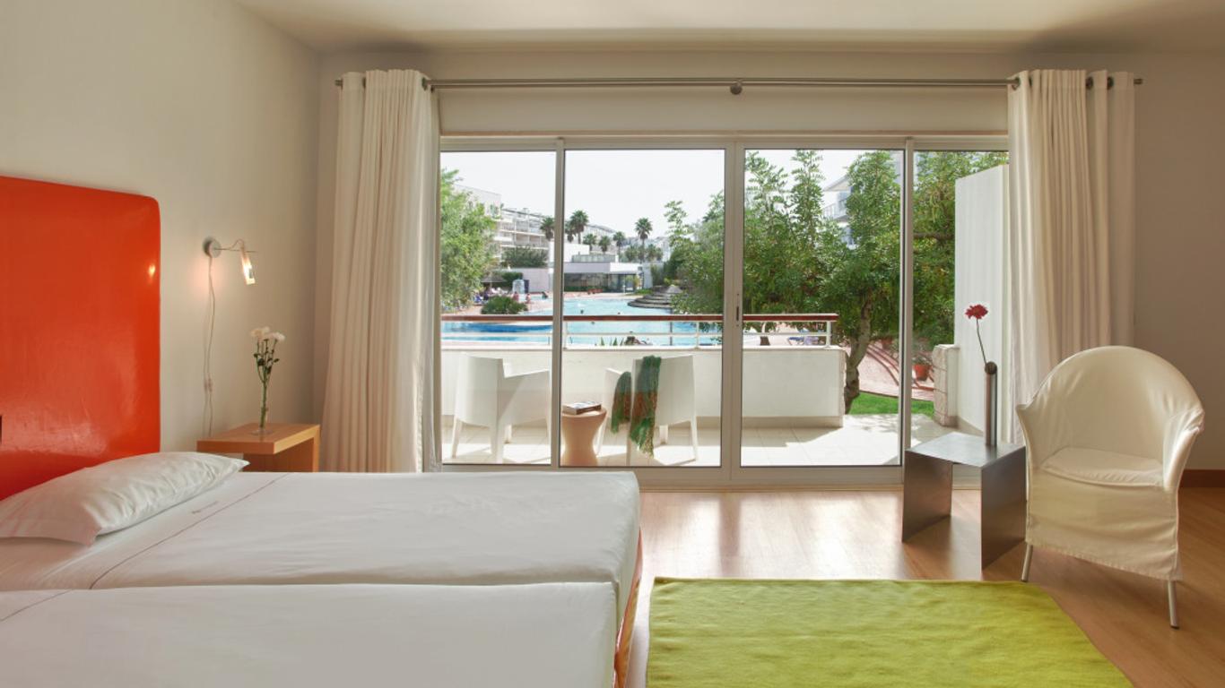 Marina Club Lagos Resort