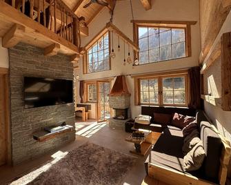 Chalet am Bachl 2 - Flattach - Sufragerie