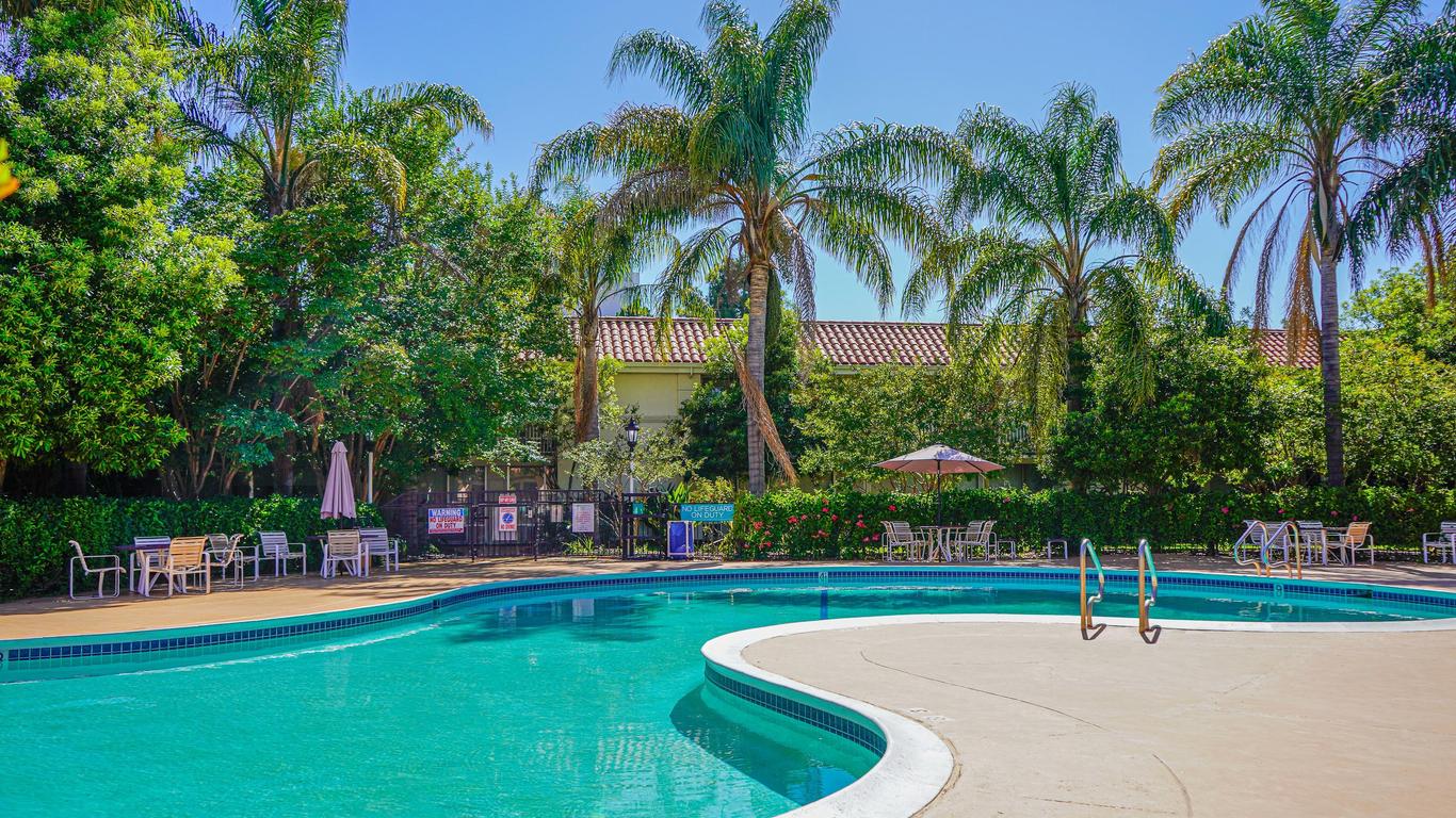 Uptown Oasis San Jose Airport