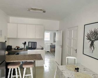 Hillton Manor Guest House - Richards Bay - Cucina