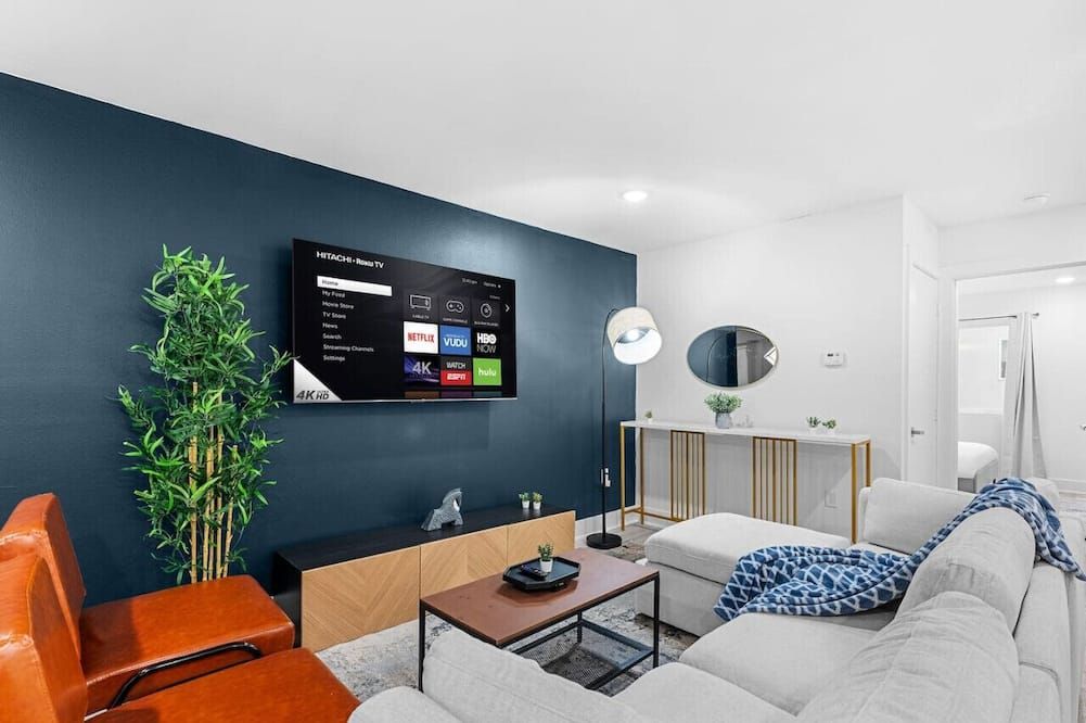 Luxurious Apartment In Downtown Dallas 2br/1 Bath - دالاس - غرفة معيشة