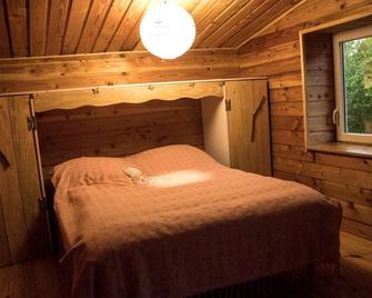 Gîte + Private Spa 10 People Esprit Cabane - Brassac - Habitación
