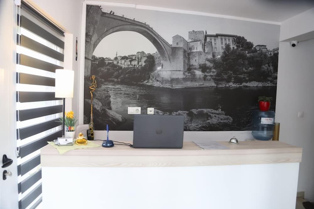 Villa Deny Mostar - with free parking - מוסטר - דלפק קבלה