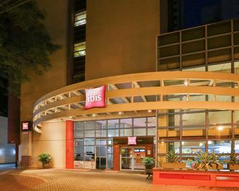 Ibis Maringa - Maringá - Building