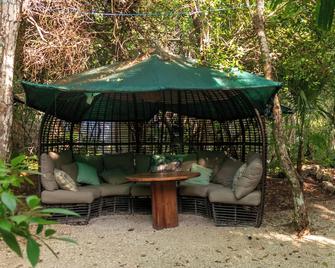 Ku Kuk Glamping - Tulum - Patio