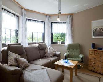 Ferienwohnung Familie Weber - Losheim am See - Wohnzimmer