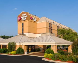 Best Western Plus Goldsboro - Goldsboro - Edificio