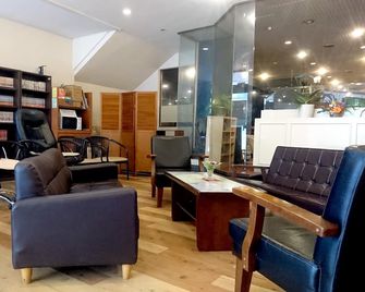 Royal Inn Shinyamaguchi - Yamaguchi - Lounge