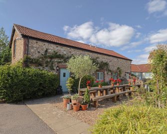 The Old Dairy - Colyton