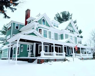 Franklin Manor Bed And Breakfast - Saranac Lake - Budova