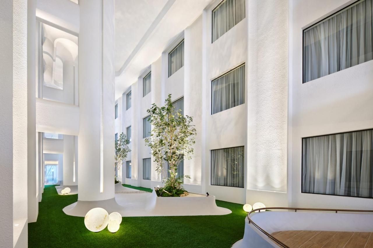 Vivere Hotel, Artotel Curated thumbnail 3