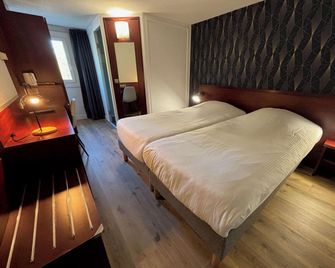 Kyriad Bordeaux Lormont - Lormont - Schlafzimmer