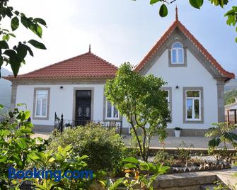 Casa de carrapatelo - Mesao Frio - Gebäude