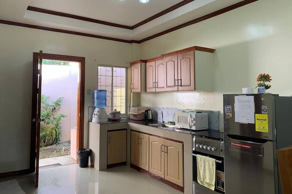 Double Room A - Dipolog - Cuisine