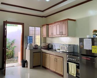 Double Room A - Dipolog - Kitchen