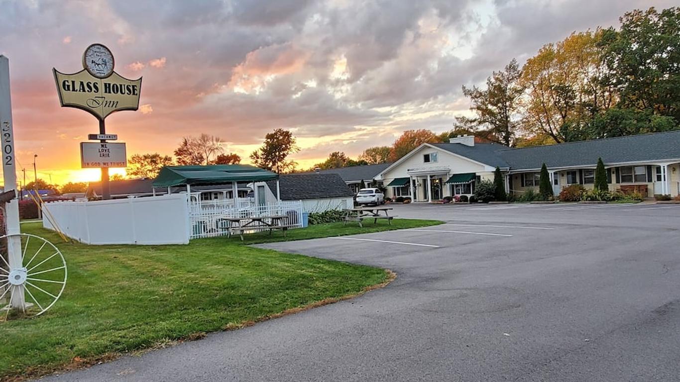 Glass House Inn