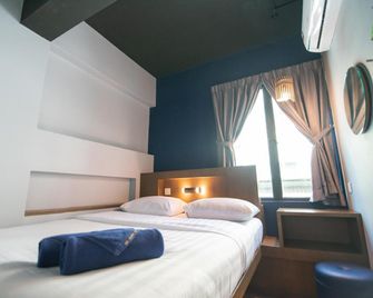 Homy Seafront Hostel - קוטה קינבאלו - חדר שינה