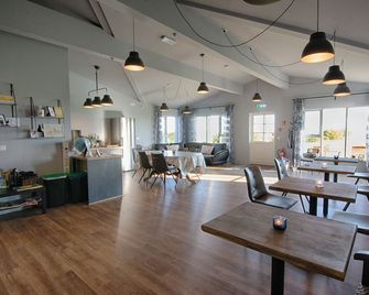 Loa´s Nest Guesthouse - Hella - Ресторан