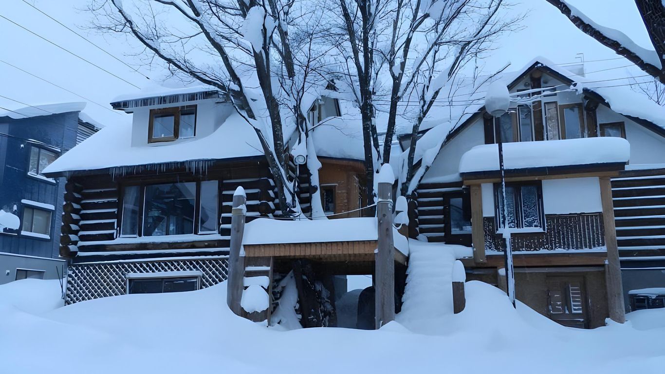 بنسيون وودي نوت