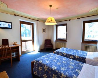 Hotel Centrale - Alleghe - Ložnice