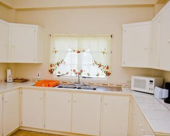 بورت أوف سبين بريزي جيست أبارتمنت - Arouca - مطبخ