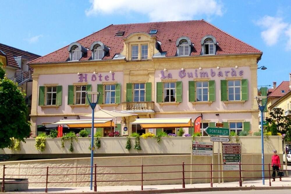 Hotel La Guimbarde thumbnail 2