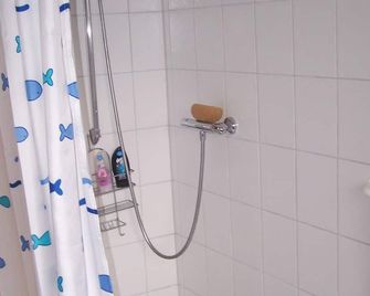 Ferienwohnung Mauer, Wohnung 'C' - Dorpen - Badkamer