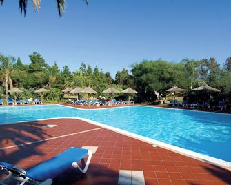 Classical Residence Baia Delle Palme Premium Bilo 4 nm1213 - Santa Margherita di Pula - Alberca