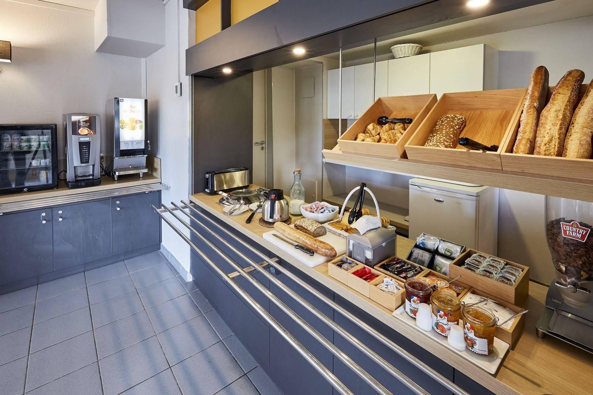 B&B HOTEL Dijon Nord - Dijon - Buffet