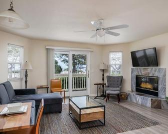 Hawthorne 901A - Monterey Condo - Walk to Beach and Aquarium - Monterrey - Sala de estar