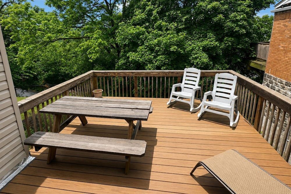 Cozy Urban Bungalow-Near Pit Airport, Stadiums, Parks & Museums! Pet Friendly!