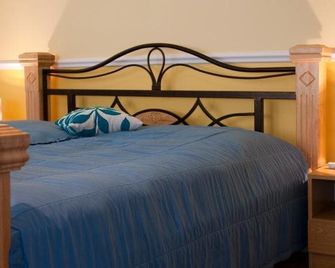 Pension Villa Maria - קרלובי וארי - חדר שינה