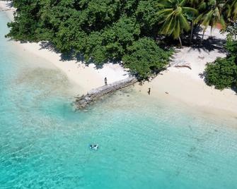 Nalaveshi Inn - K. Huraa - Huraa - Pláž