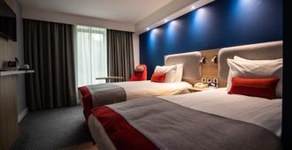 Holiday Inn Express London - Stansted Airport - Stansted - Sovrum