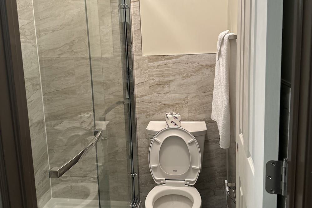 Cedar Springs Motel - Halton Hills - Baño