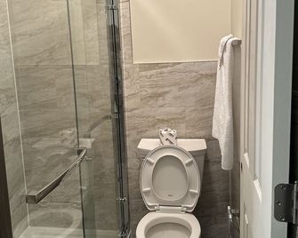 Cedar Springs Motel - Halton Hills - Baño